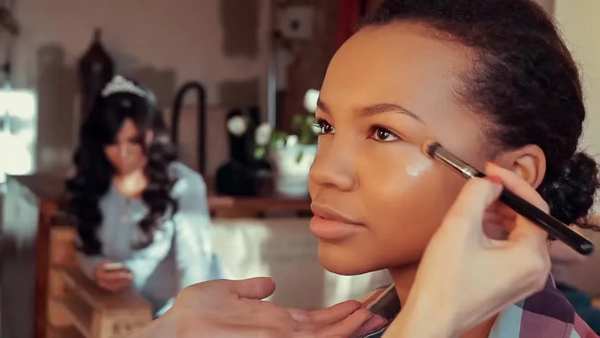 How to Use Make Up and SunScreen