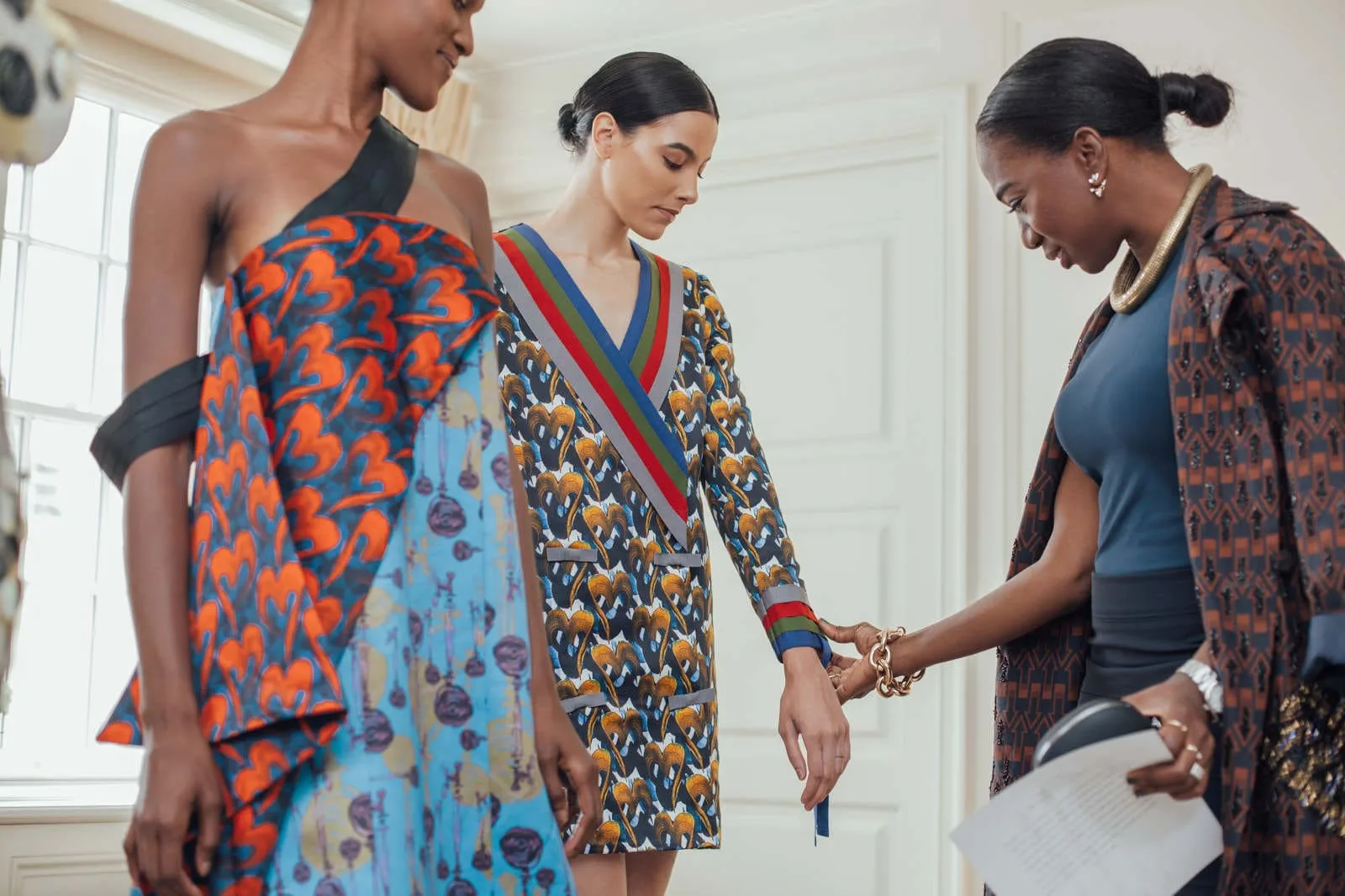 With Traditional Fabrics, Nigerian Designers Fashion a New Aesthetic