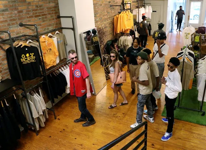 The Fashion Internship Program Helps African Americans Teens Design Collections Create a Pop-up Store