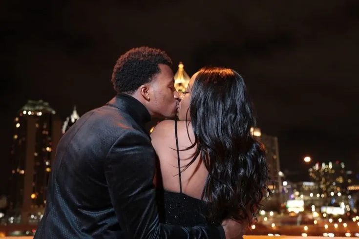 Night Messages: Good Night Texts for Him to Sleep With A Smile